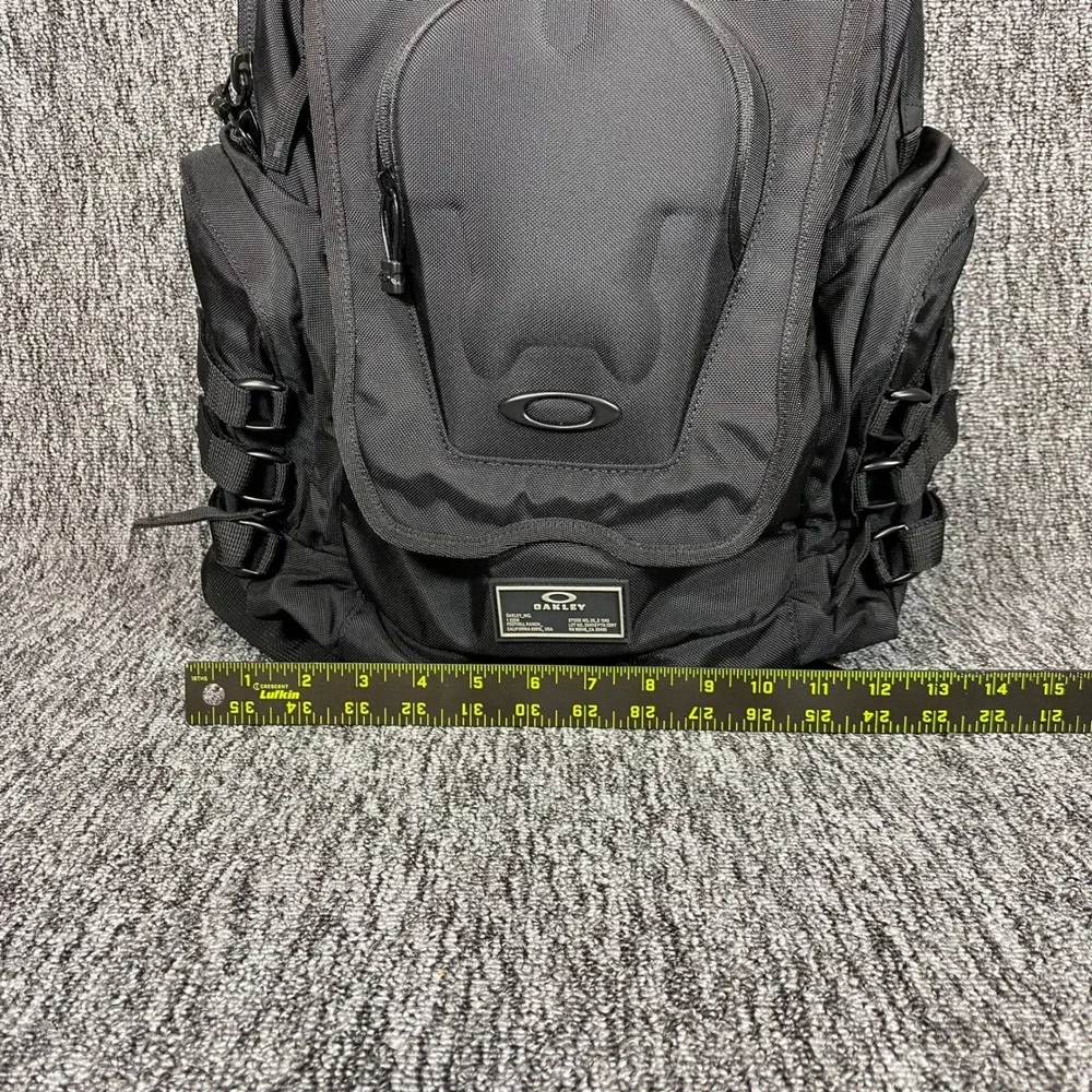 Oakley VSL Icon Backpack Blackout FOS901774 NWT Laptop Tactical Travel Bag 150